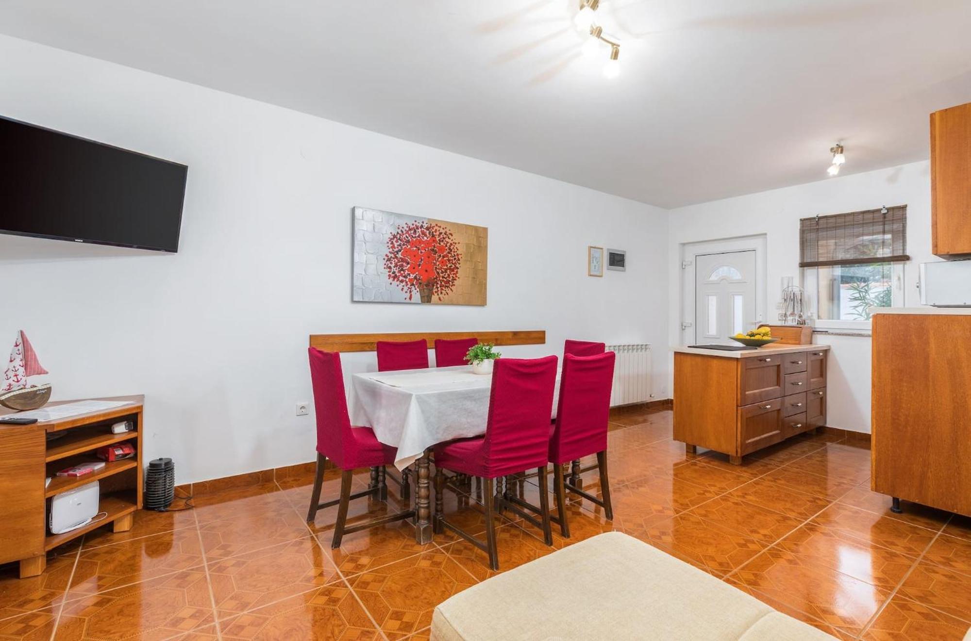 Apartment Buneta With Relaxing Outdoor Area Ližnjan Екстериор снимка